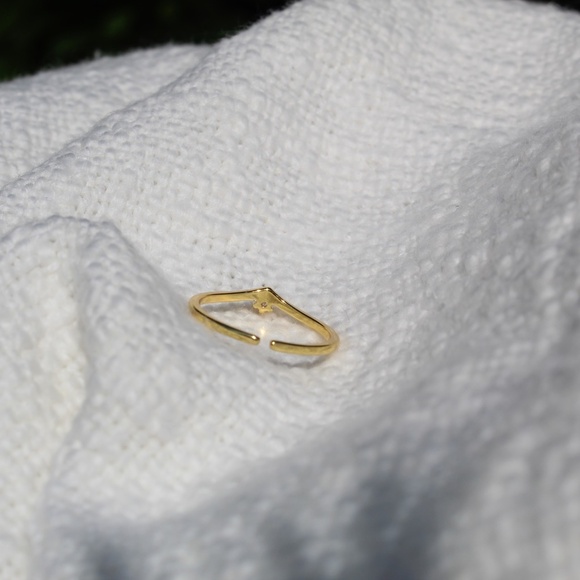 Sterling Silver "V" Shaped Stacking Gold Ring with Single Simulated Diamond - Picture 14 of 14
